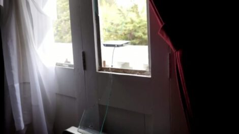 Daños en Gobernación de Oruro por cooperativistas mineros