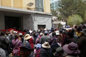 Comerciantes de ferias de temporada en Oruro exigen solución a su conflicto