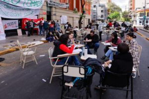 Conflicto educativo en Argentina durante protesta estudiantil