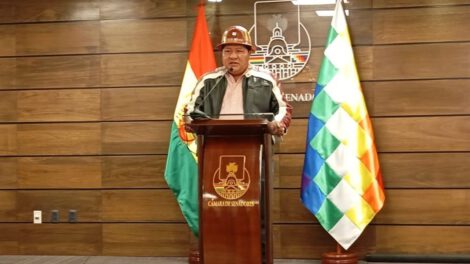 Contratos sospechosos relacionados con Hilarión Mamani