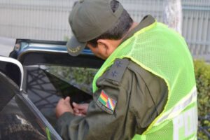 Incautación de gasolina ilegal en Tarija