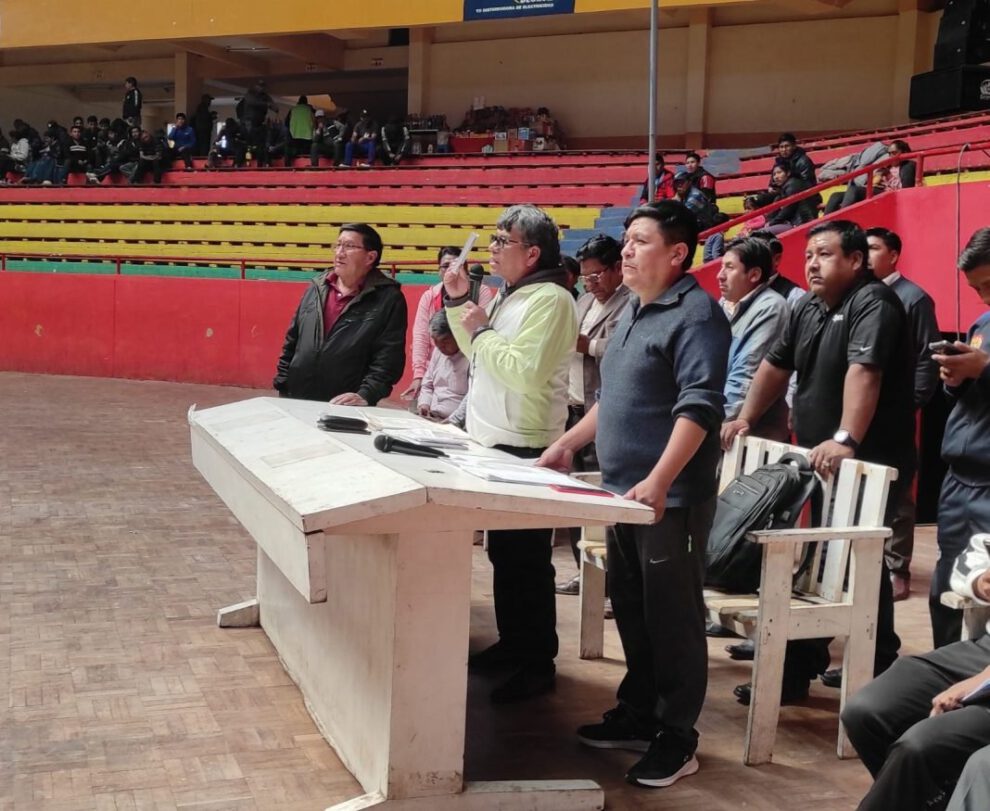 Transporte urbano Oruro en marcha en defensa de ley y estudio de costos