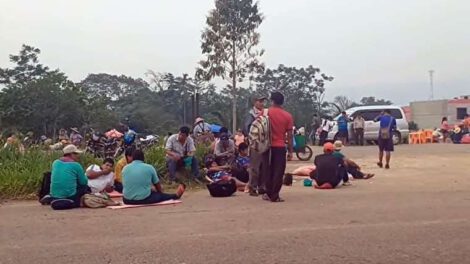 bloqueos en Cochabamba por crisis económica