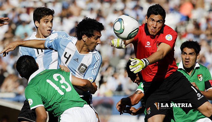 Empate monumental Bolivia Argentina en eliminatorias