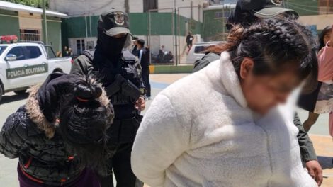 Arresto de mujeres pildoritas con objetos robados