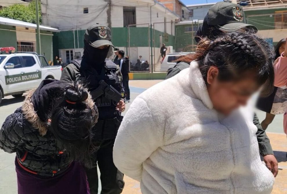 Arresto de mujeres pildoritas con objetos robados