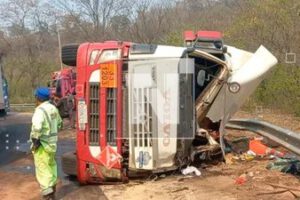 Accidente de camión cisterna en Santa Cruz