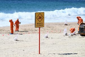 Contaminación en playas de Sídney por bolas de alquitrán