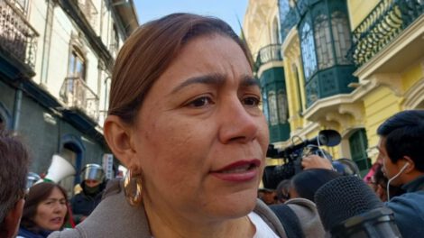 bloqueo policial en juicio por Golpe de Estado I