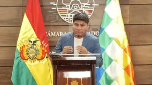 Leonardo Loza defiende a Evo Morales