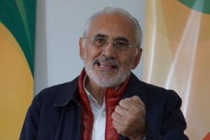 Carlos Mesa exige al TSE cumplir con elecciones judiciales