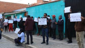 Aprehensión de miembros de Fejuve en La Paz