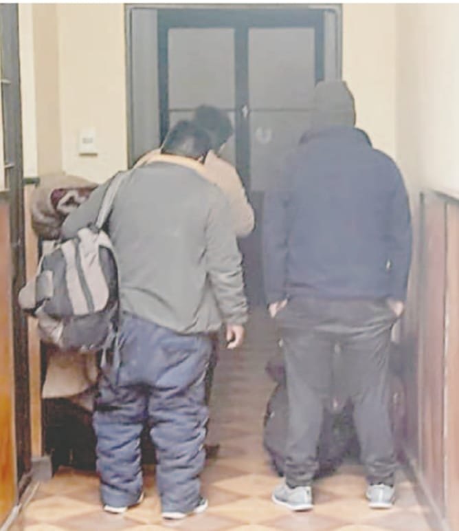 Contrabando de celulares en Oruro