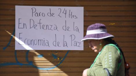 Crisis de carne y combustible en La Paz
