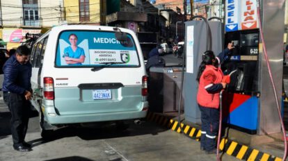 Venta de gasolina en estaciones de servicio