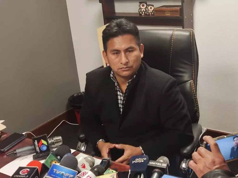 Bloqueo de caminos por el Movimiento Al Socialismo (MAS), Gualberto Arispe