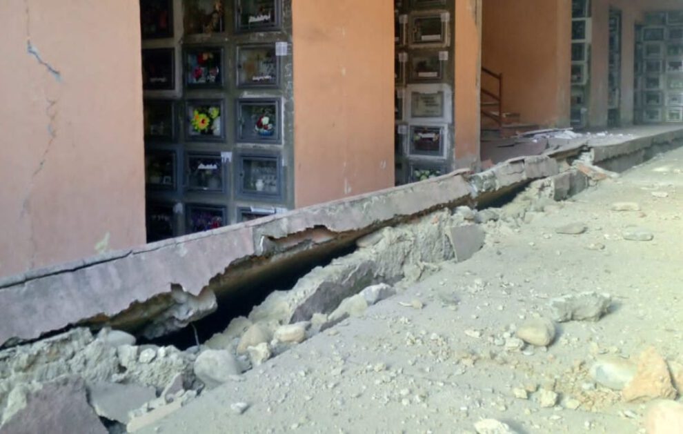 Hundimiento en el Cementerio General