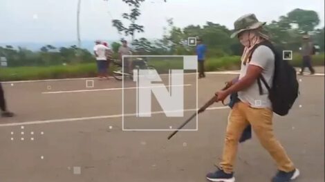 Policía denuncia posesión de armas en bloqueos de Bulo Bulo