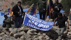 Interculturales exigen acciones penales contra bloqueadores afines a Evo Morales