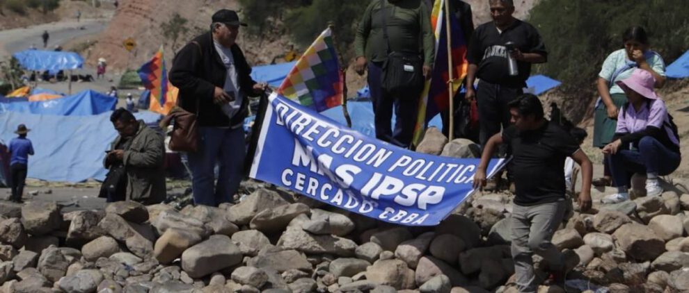 Interculturales exigen acciones penales contra bloqueadores afines a Evo Morales