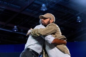 Eminem critica a Trump en evento político