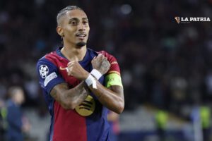 Raphinha lidera el triunfo del Barcelona sobre el Bayern