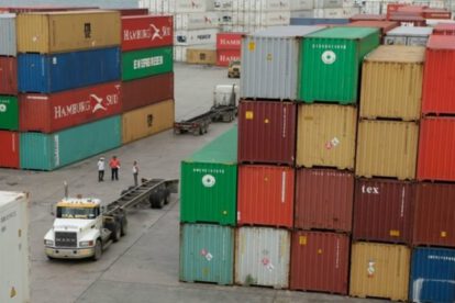 bloqueo de caminos en Cochabamba genera pérdidas de 12 millones diarios