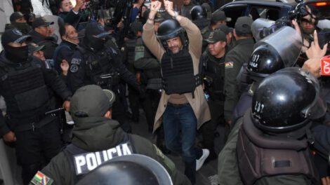 Juicio por golpe de estado de Luis Fernando Camacho y Marco Antonio Pumari