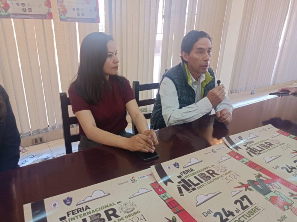 I Feria Internacional del Libro en Oruro con Ebeliz Fuentes Claros y Elvis Antezana