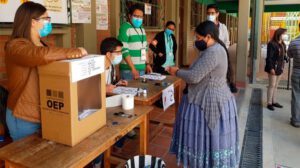 Declive de la democracia en América Latina