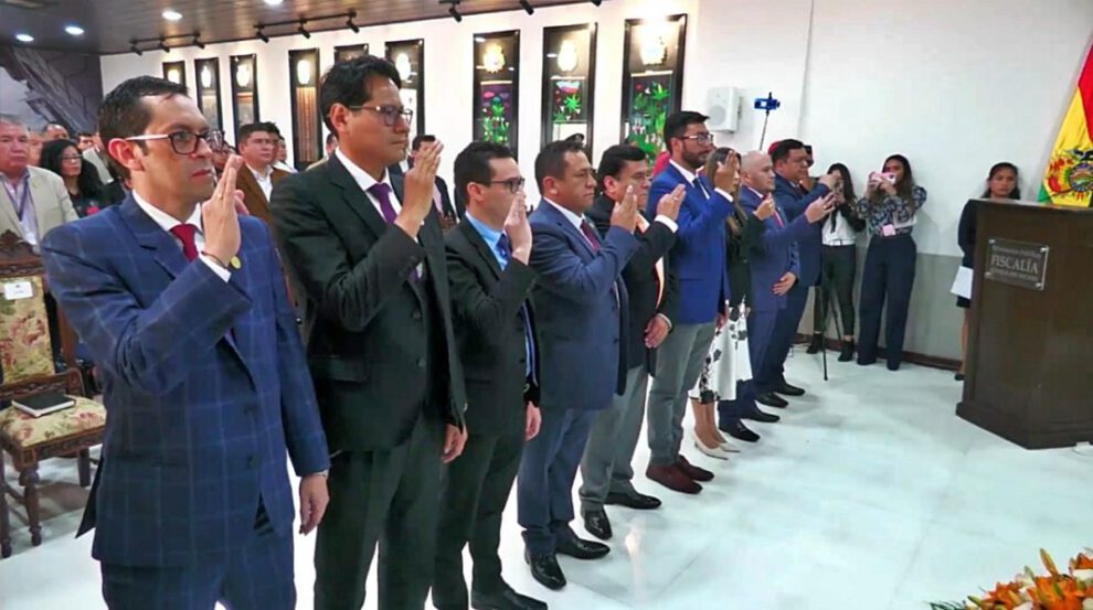 Roger Mariaca designa nuevos fiscales departamentales