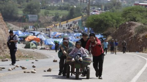Crisis por bloqueos en Cochabamba