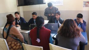 Gestora Pública de la Seguridad Social informa a mujeres del penal de Obrajes sobre sus derechos