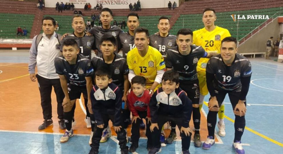 Liga Nacional de Futsal entre Fantasmas y Muriel