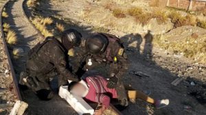 Mujer con signos de intoxicación es auxiliada por la Policía