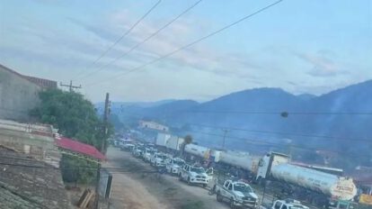 Enfrentamientos en Mairana con gas lacrimógeno
