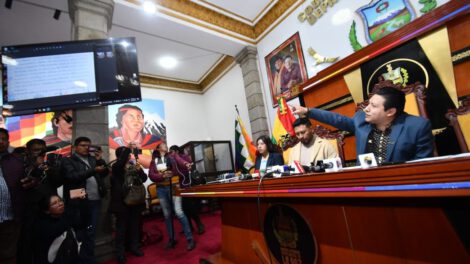 Desvinculaciones de trabajadores en salud en La Paz