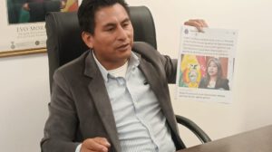 Renuncia de Nadia Cruz demuestra desmoronamiento del Gobierno
