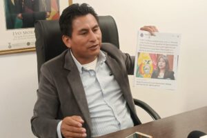 Renuncia de Nadia Cruz demuestra desmoronamiento del Gobierno