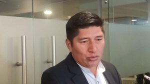 Retención de policías y periodistas en Mairana