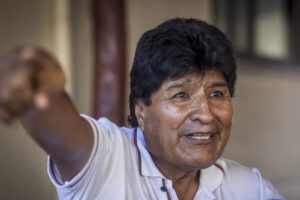 Evo Morales asegura que no disparó contra la Policía