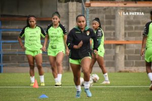 Selección femenina de Bolivia se alista para la Copa América Ecuador 2025