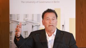 Arnold Schwarzenegger apoya a Kamala Harris para la Casa Blanca