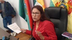 Represión militar contra bloqueadores denunciada por la senadora Lucy Escobar