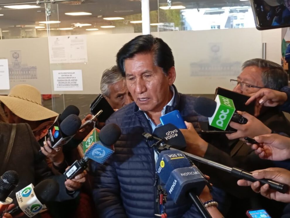 estrés social por bloqueos que afectan la economía boliviana