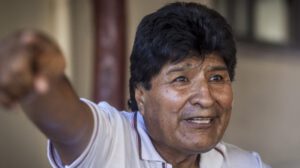 Evo Morales critica gestión de Luis Arce