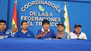 Evo Morales propone cuarto intermedio en bloqueos y anuncia huelga de hambre en demanda de diálogo