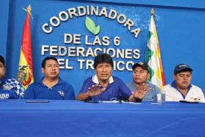 Evo Morales propone cuarto intermedio en bloqueos y anuncia huelga de hambre en demanda de diálogo