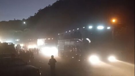 Restablecimiento de circulación vehicular entre Cochabamba y el occidente