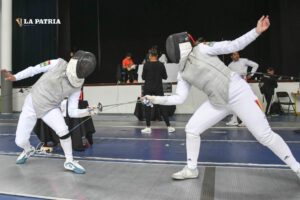 Cochabamba campeón torneo esgrima